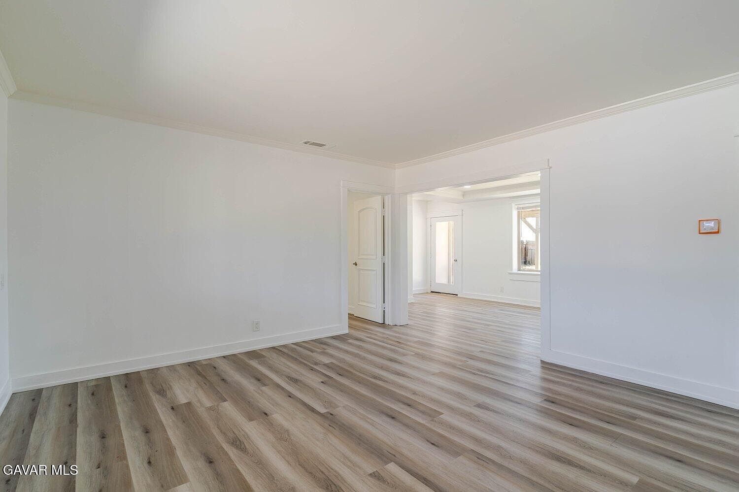 232 E Avenue P5 Palmdale, CA 93550 - Thumbnail 5