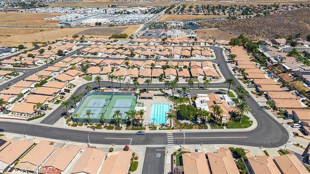 28310 Calle Lustrosos Sun City, CA 92585 - Thumbnail 5