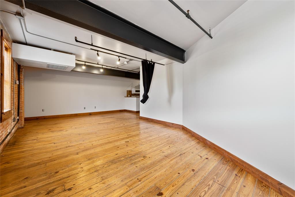 1011 Wood Street #203A, Houston, TX, USA, 77002 - Thumbnail 5