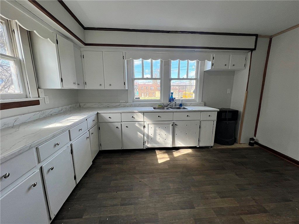 131 Carter St Rochester, NY 14621 - Thumbnail 5