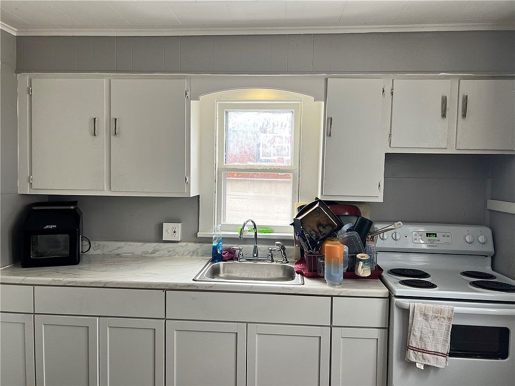 154 Furlong St Rochester, NY 14621 - Thumbnail 5