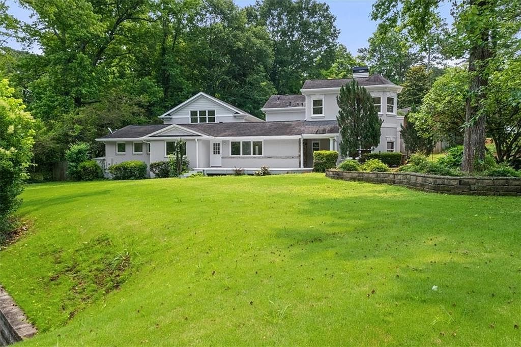 6771 Sunny Brook Ln Sandy Springs, GA 30328 - Thumbnail 5