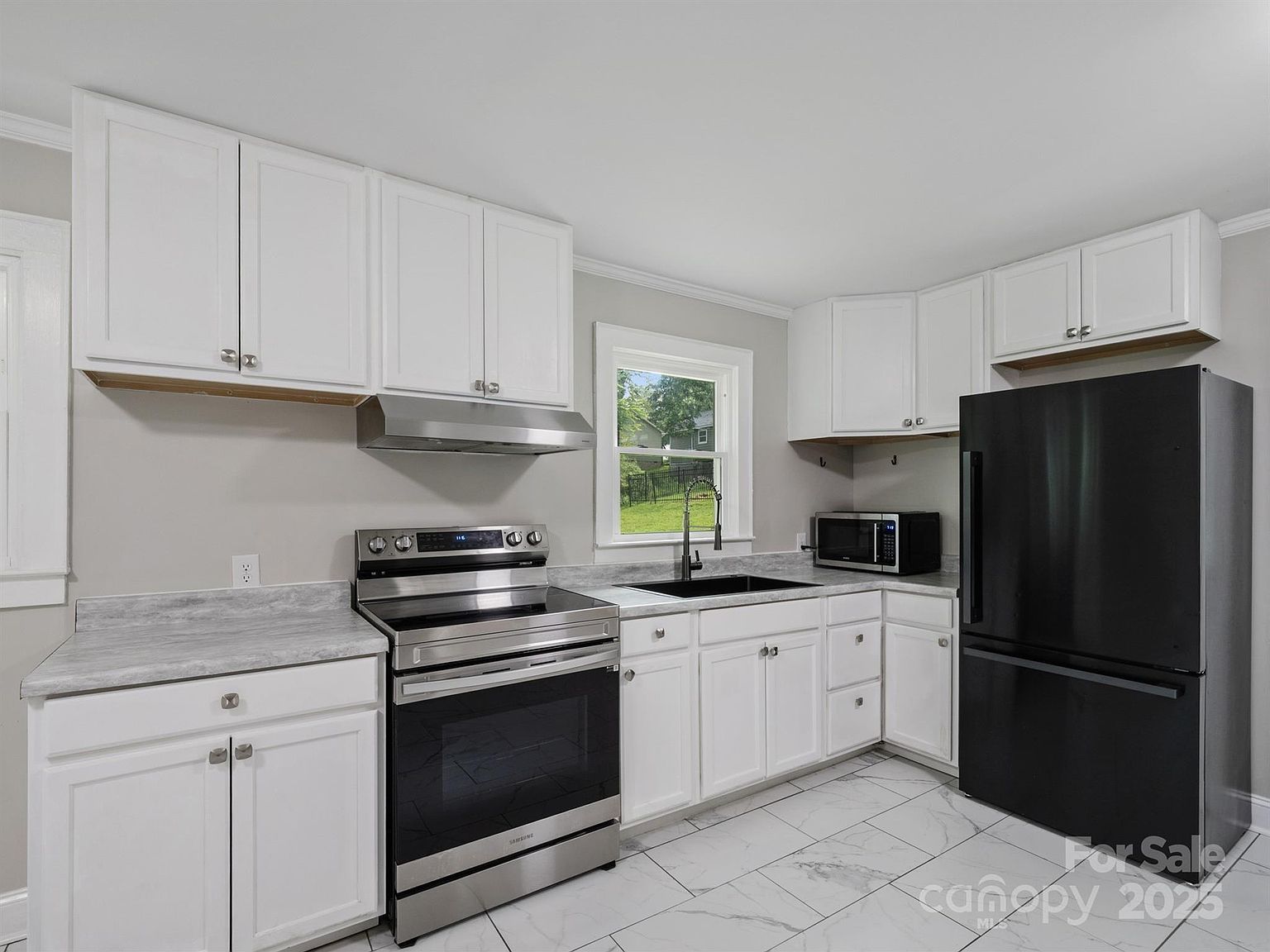 1806 Kingsley Dr Albemarle, NC 28001 - Thumbnail 5