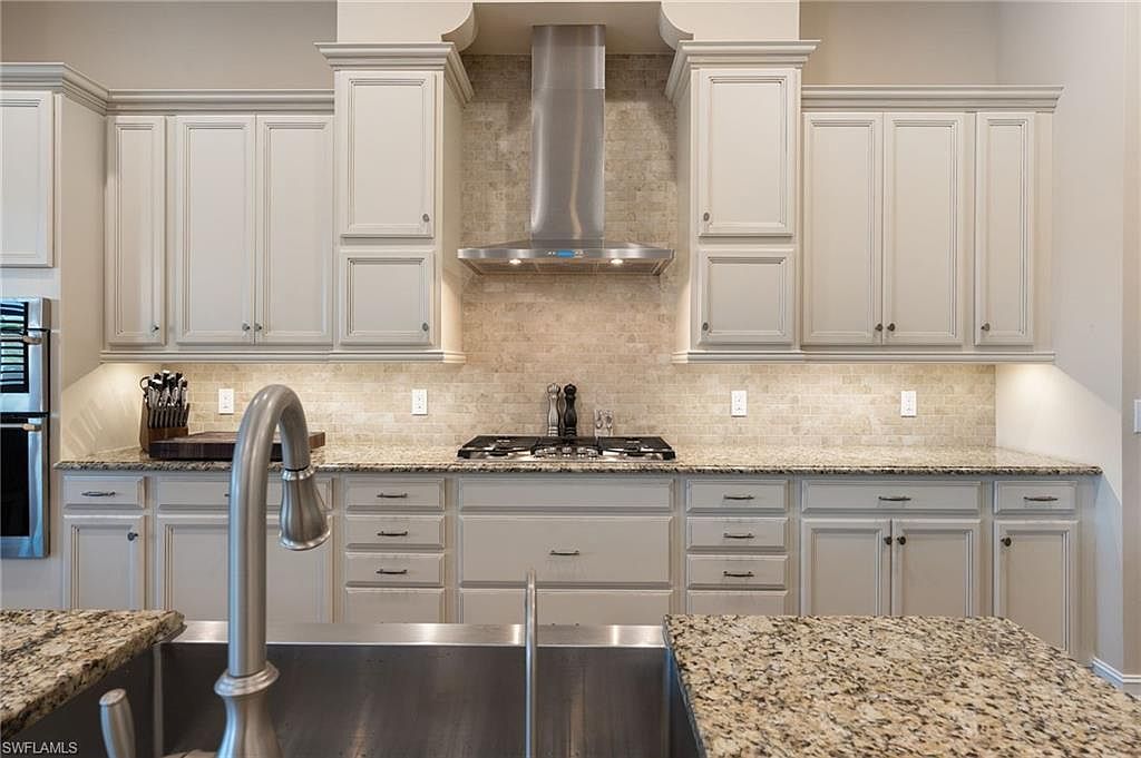 1609 Mockingbird Dr Naples, FL 34120 - Thumbnail 5