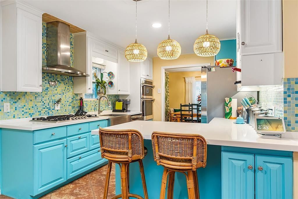 1902 Port Royal Dr Houston, TX 77058 - Thumbnail 5