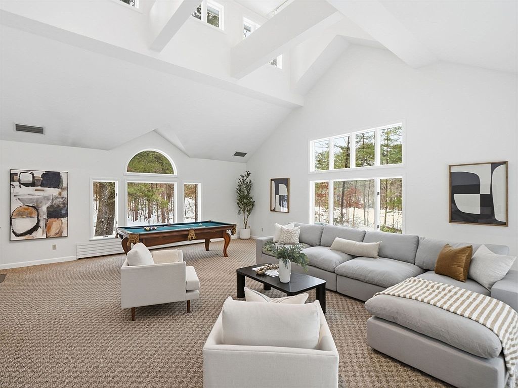 47 Harold Parker Rd Andover, MA 01810 - Thumbnail 5