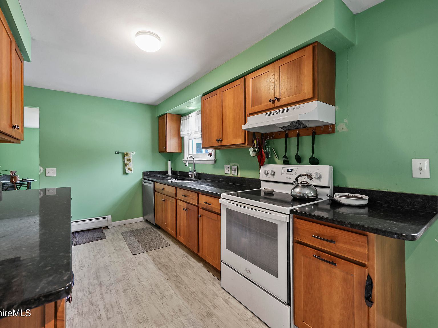 171 Harryel St Pittsfield, MA 01201 - Thumbnail 5