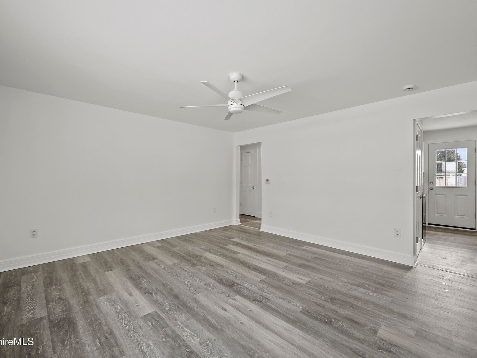 1990 East St Pittsfield, MA 01201 - Thumbnail 5