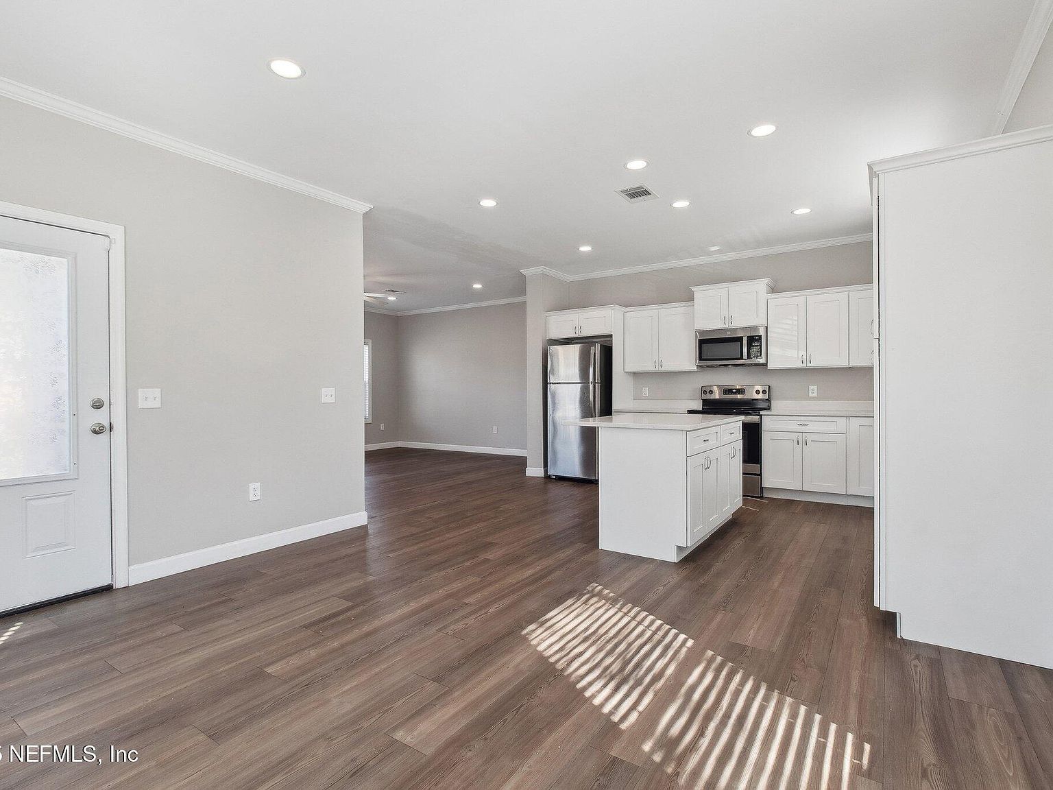 2939 Fitzgerald St Jacksonville, FL 32254 - Thumbnail 5