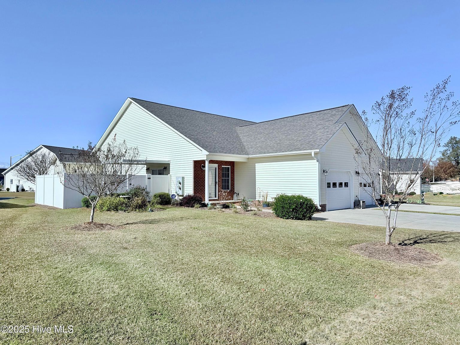 2050 Briarwood Dr Kinston, NC 28501 - Thumbnail 5
