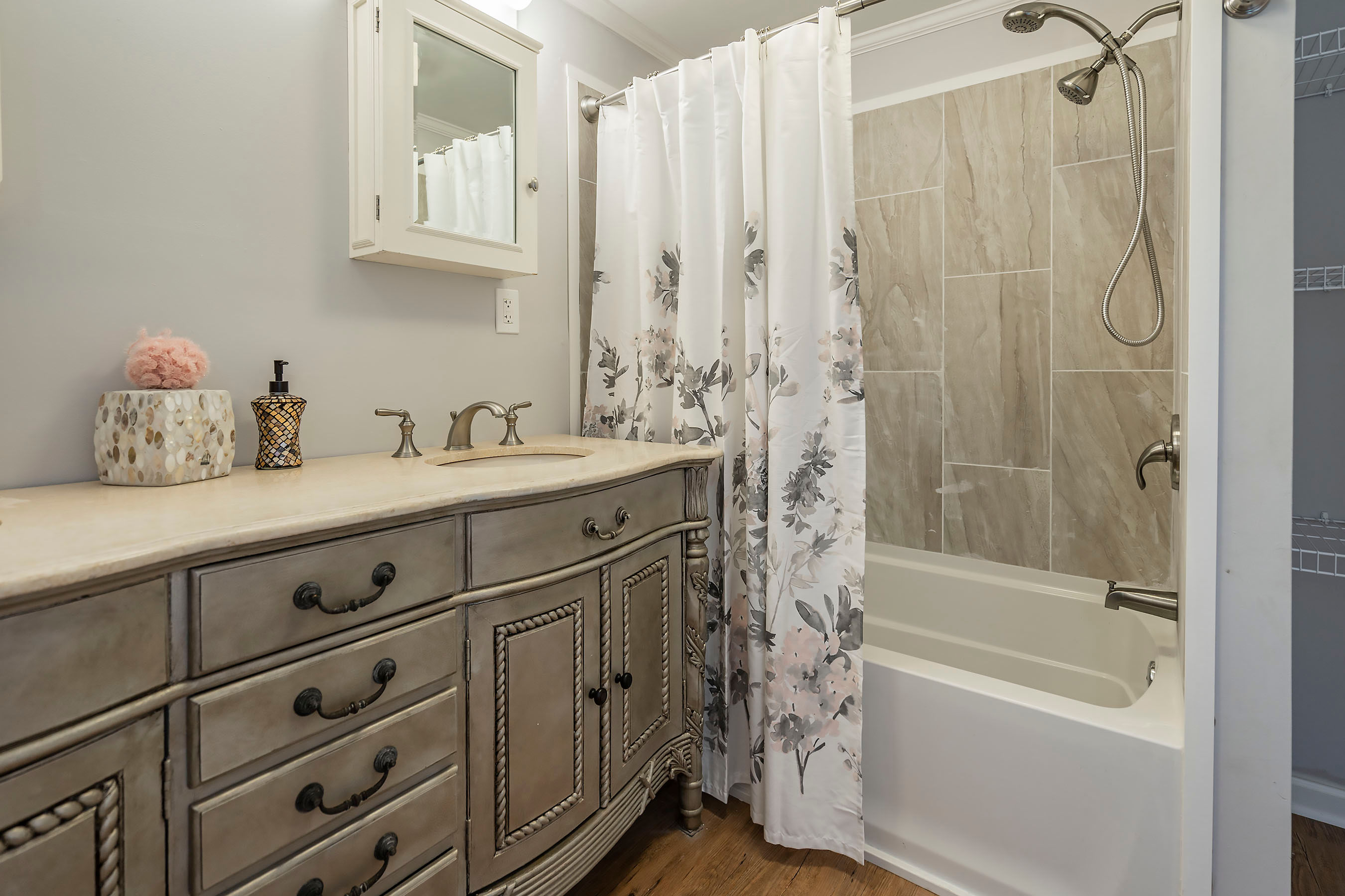 213 Holly Court, Manchester Township, NJ, USA, 8759 - Thumbnail 5