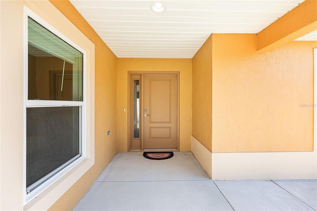 1661 Sara St Okahumpka, FL 34762 - Thumbnail 5