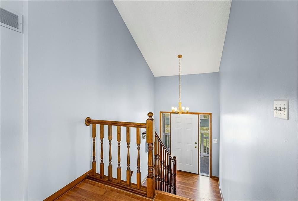 300 Copeland Dr Greenwood, MO 64034 - Thumbnail 5