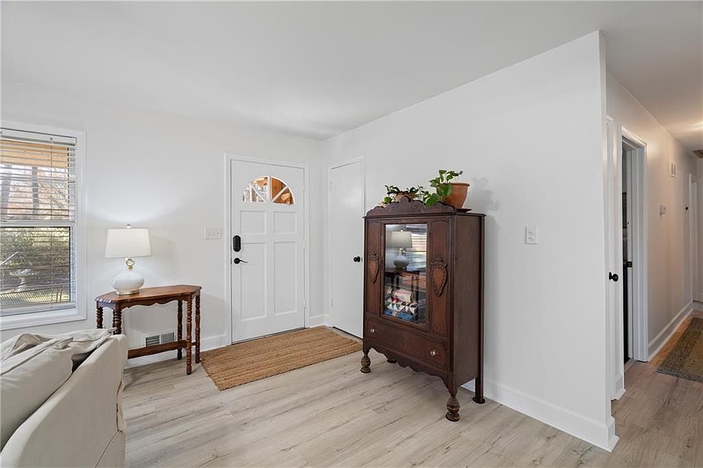 3137 Beechwood Dr Lithia Springs, GA 30122 - Thumbnail 5