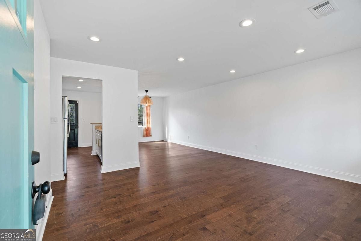 2867 Joyce Ave Decatur, GA 30032 - Thumbnail 5