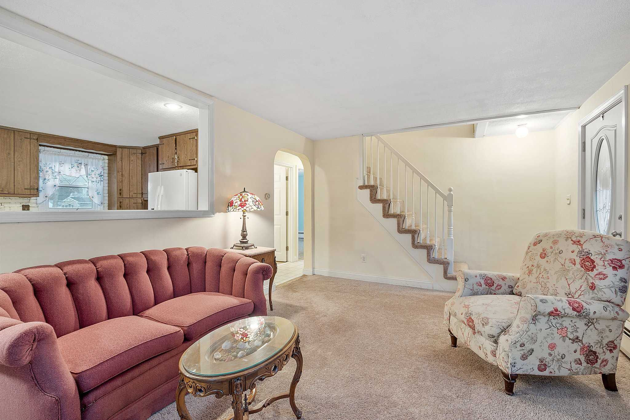 18 Faith Avenue, Dracut, MA, USA, 1826 - Thumbnail 5