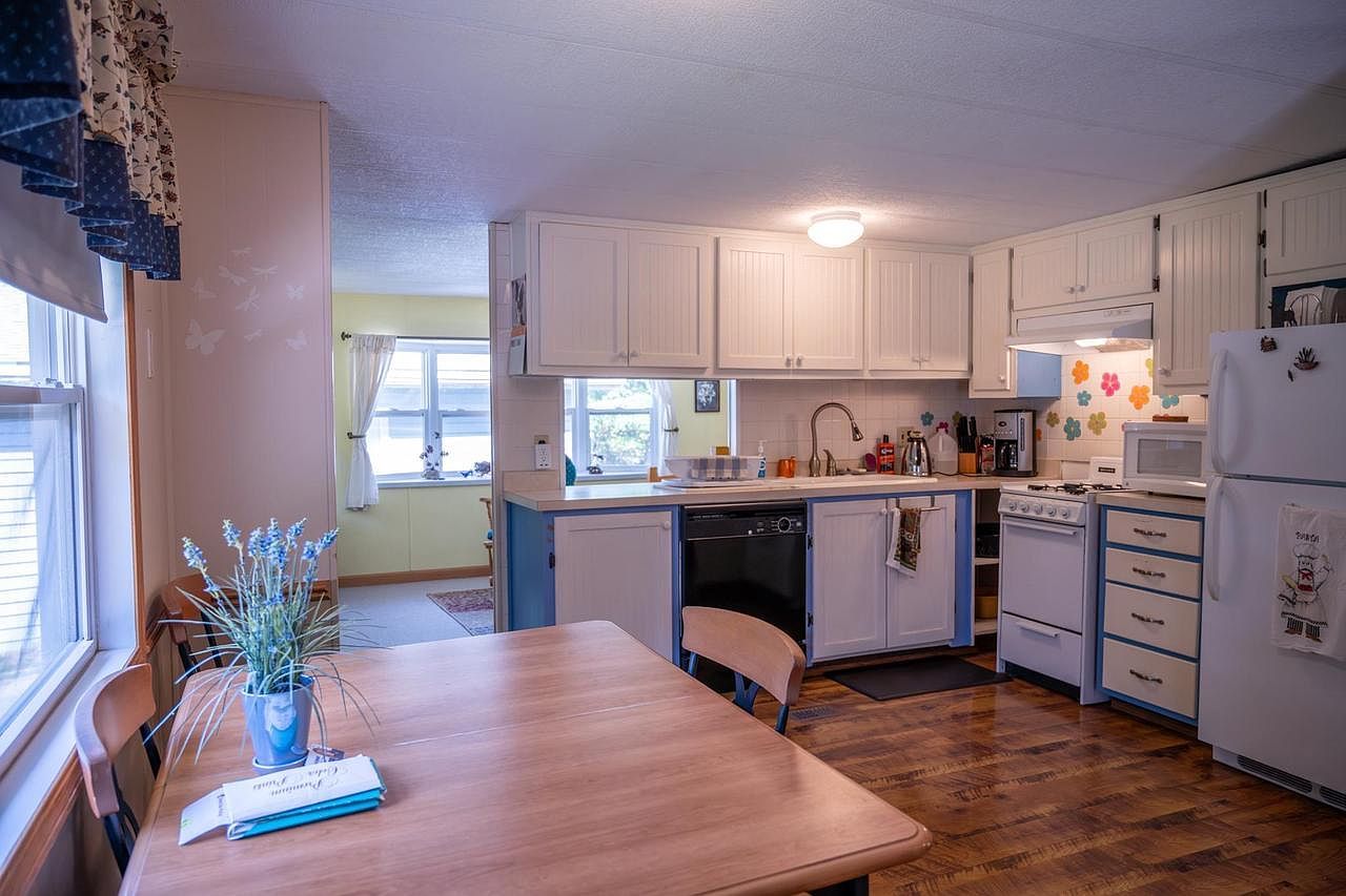 1679 19th Ct Arkdale, WI 54613 - Thumbnail 5