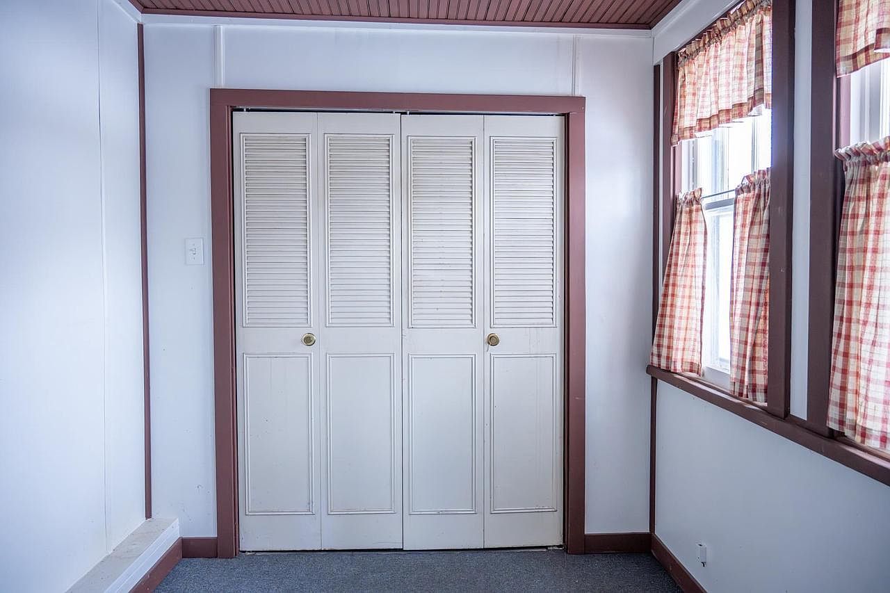 515 Grove St Mauston, WI 53948 - Thumbnail 5