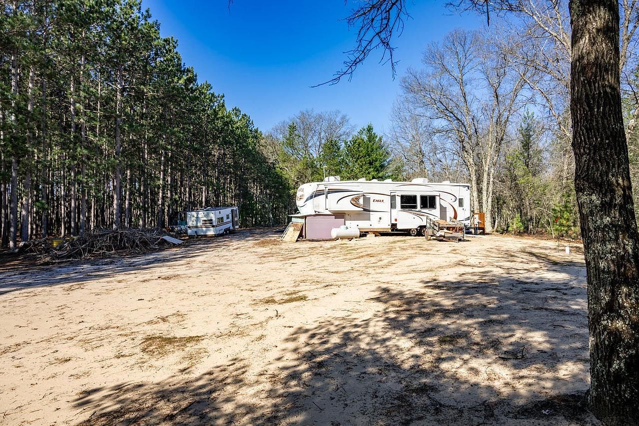 W6718 18th St W Necedah, WI 54646 - Thumbnail 5