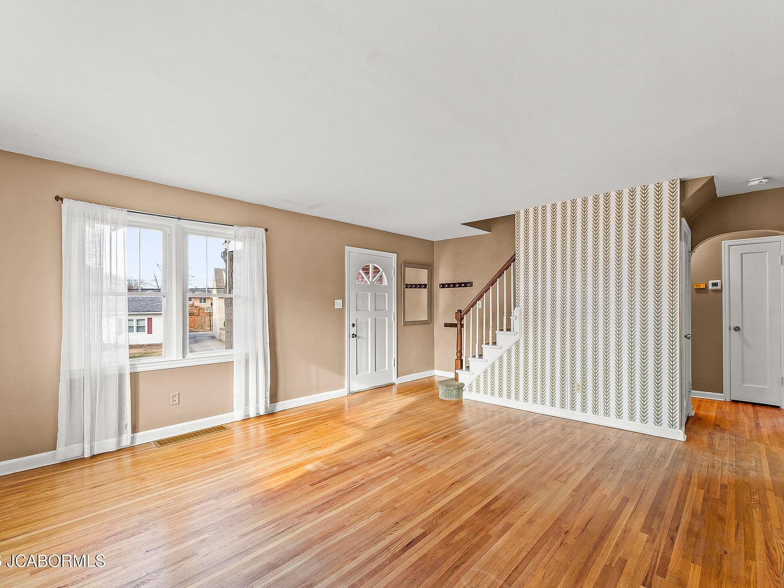 2023 Meadow Ln Jefferson City, MO 65109 - Thumbnail 5