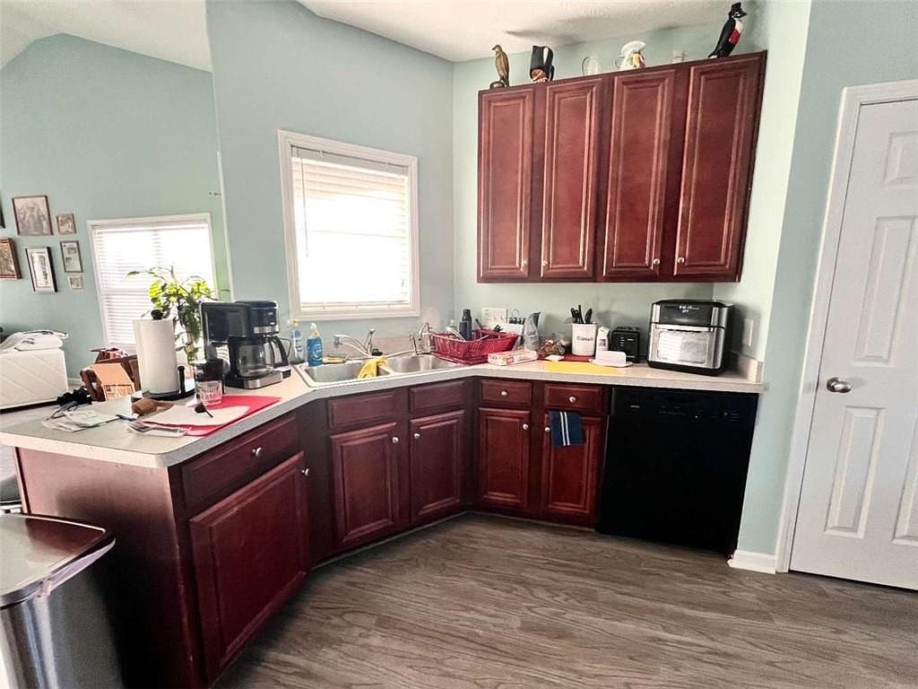 2555 Flat Shoals Rd APT 1705 Atlanta, GA 30349 - Thumbnail 5