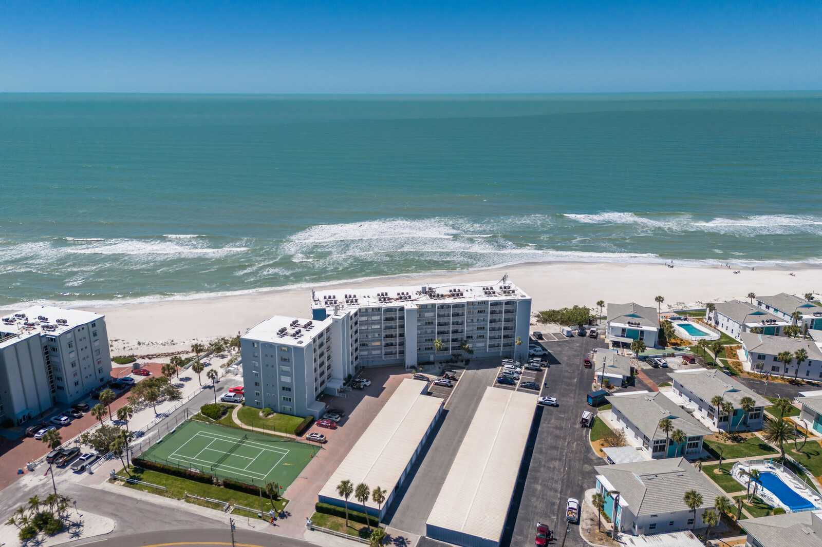 5300 Gulf Dr unit 204, Holmes Beach, FL, USA, 34217 - Thumbnail 4