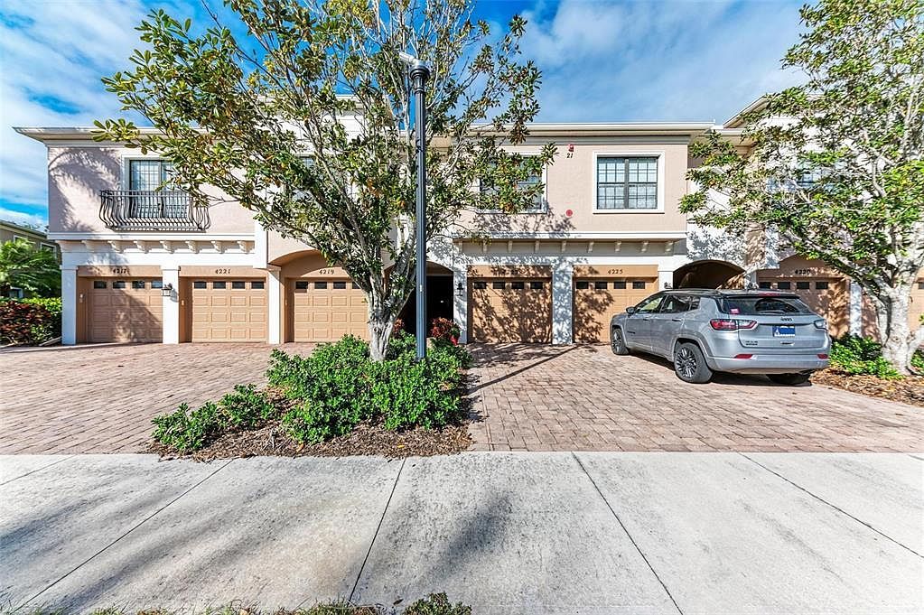 4223 Overture Cir Bradenton, FL 34209 - Thumbnail 5