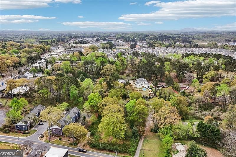 105 Dupree Rd Woodstock, GA 30188 - Thumbnail 5