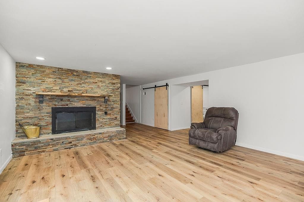 419 NW North Shore Dr Kansas City, MO 64151 - Thumbnail 5