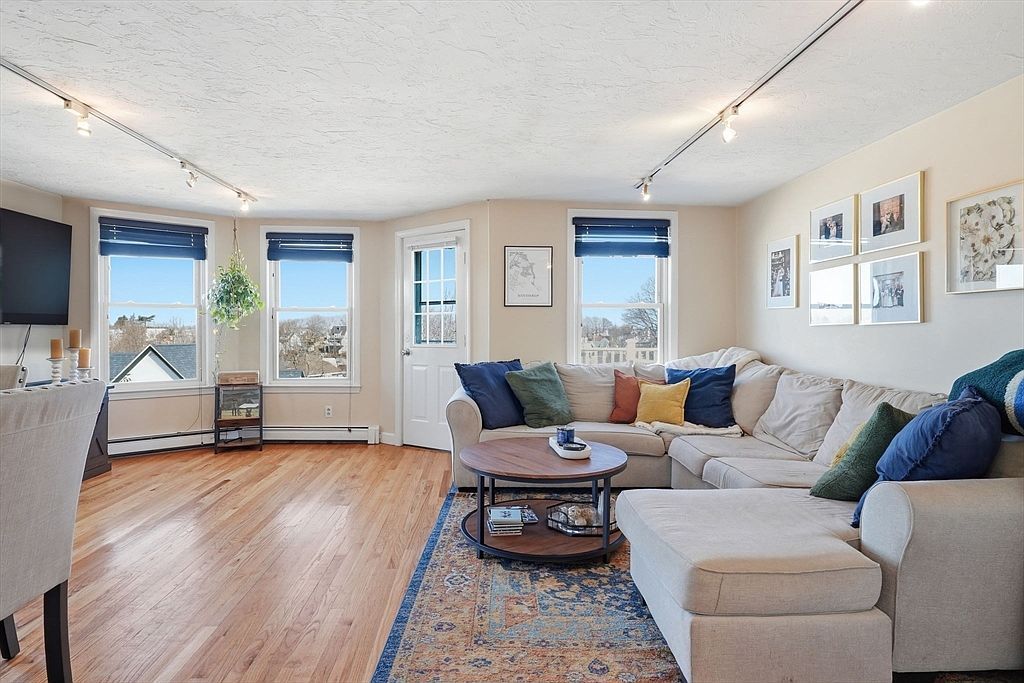 49 Sagamore Ave APT 3A Winthrop, MA 02152 - Thumbnail 5