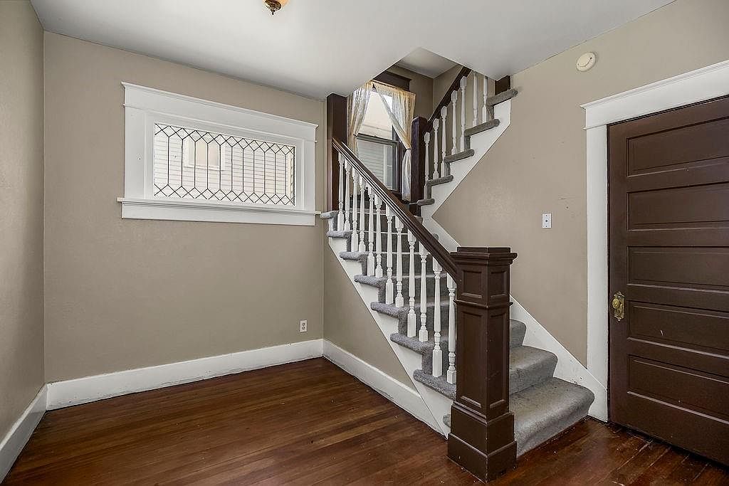 211 Vine St Leavenworth, KS 66048 - Thumbnail 5