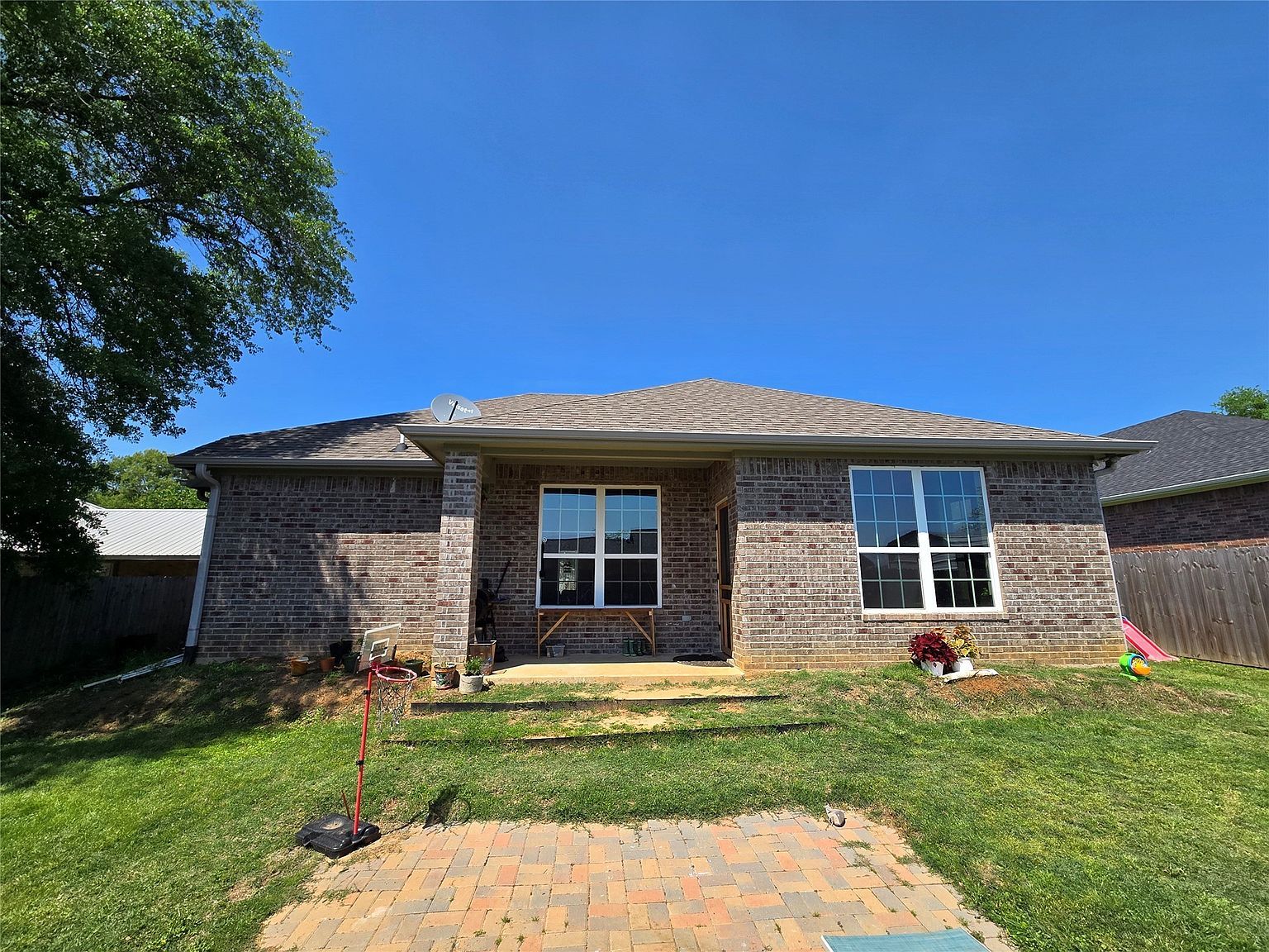 109 Baker St Mount Vernon, TX 75457 - Thumbnail 5