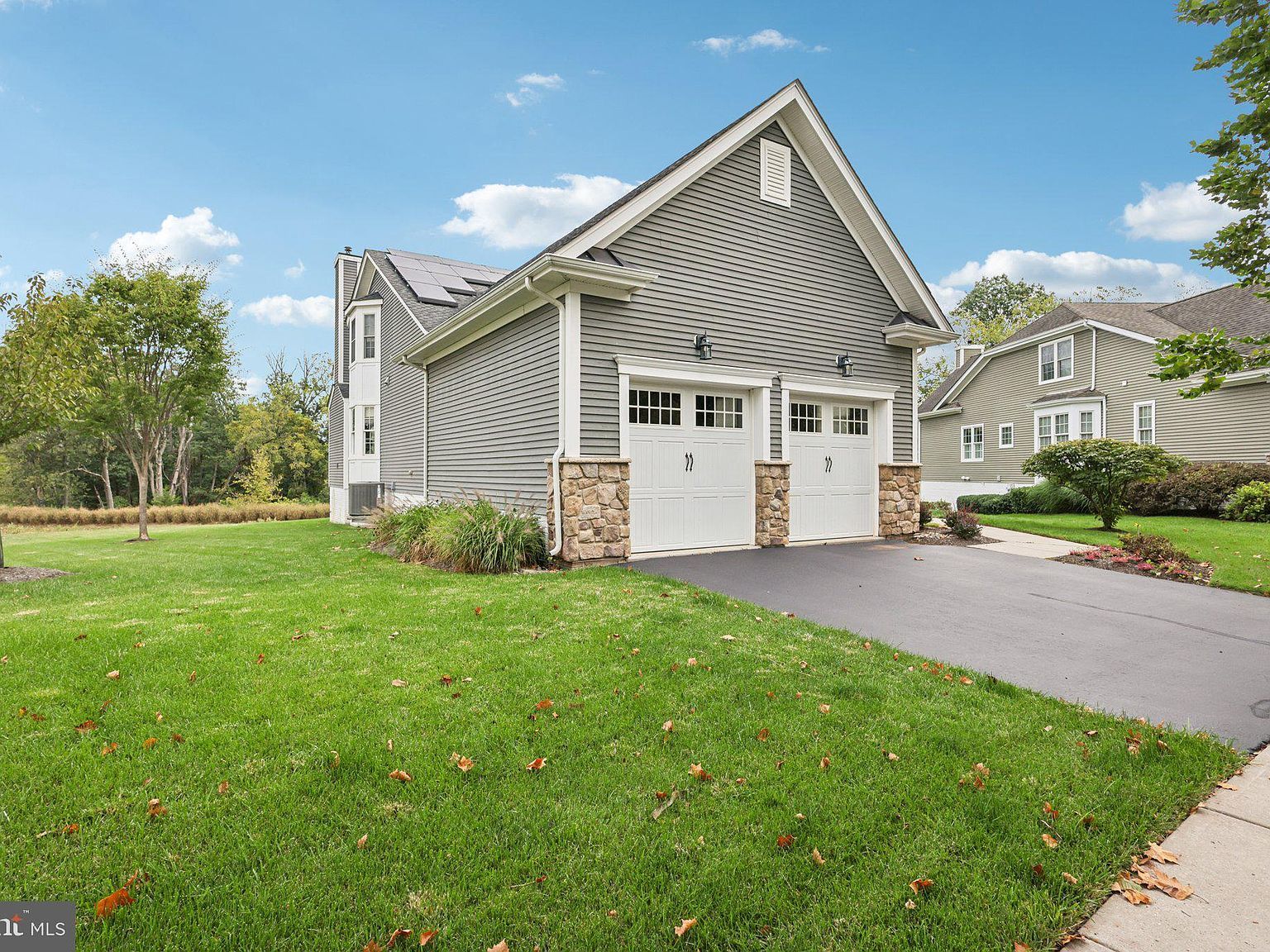 28 Bedford Dr Skillman, NJ 08558 - Thumbnail 5