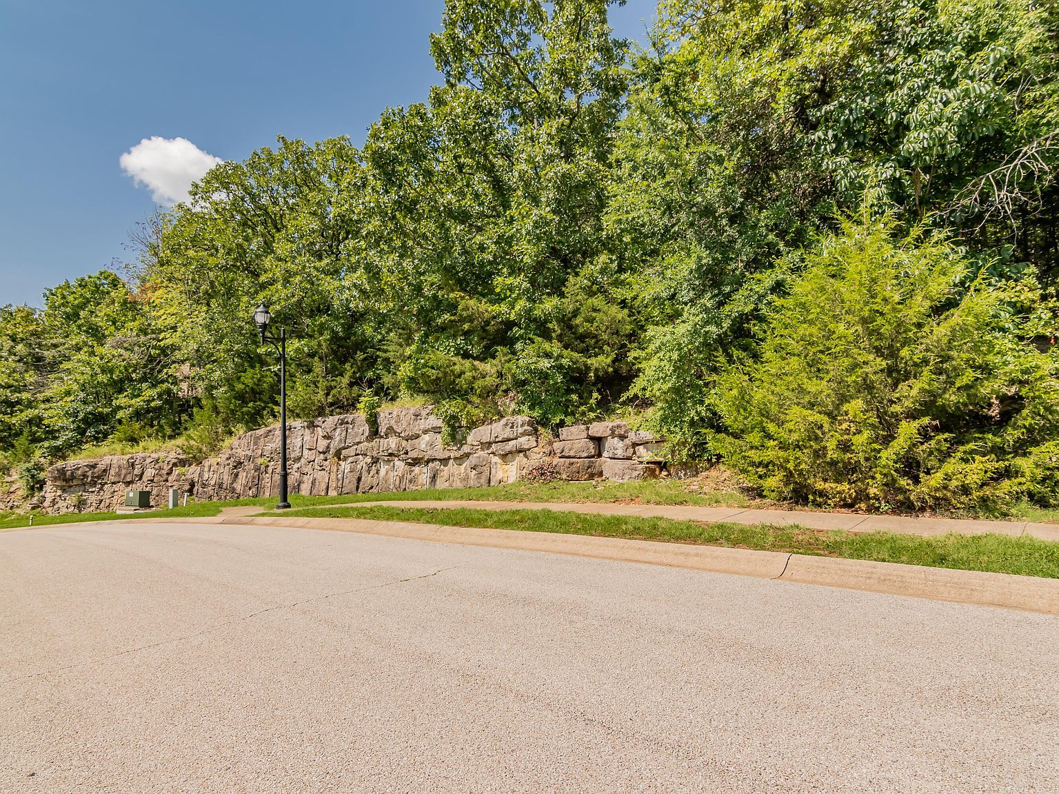 137 Forest Oak Dr Hollister, MO 65672 - Thumbnail 5