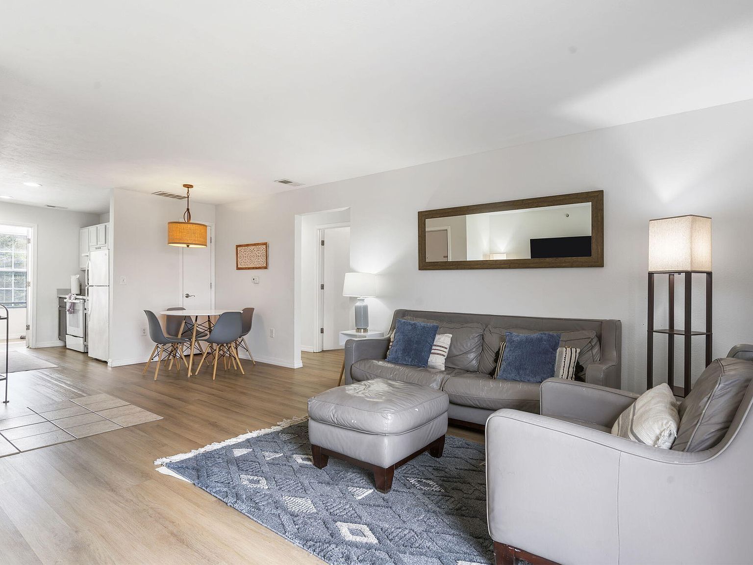 2950 Vineyards Pkwy BUILDING 5-20 Branson, MO 65616 - Thumbnail 5