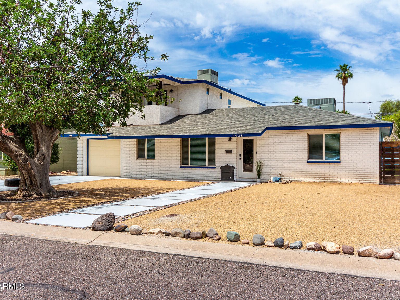 3038 E Avalon Dr Phoenix, AZ 85016 - Thumbnail 5