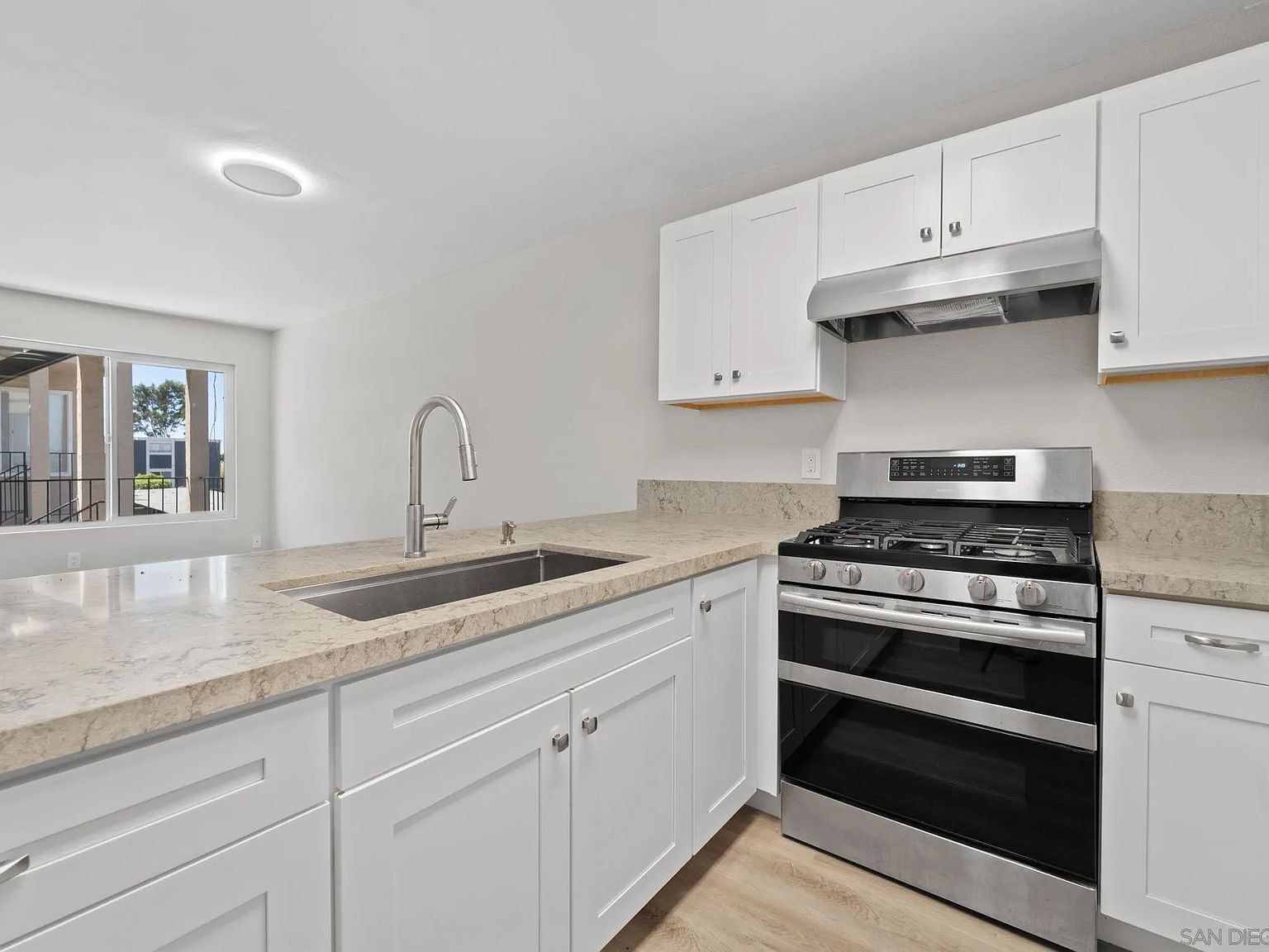 239 50th St APT 33 San Diego, CA 92102 - Thumbnail 5