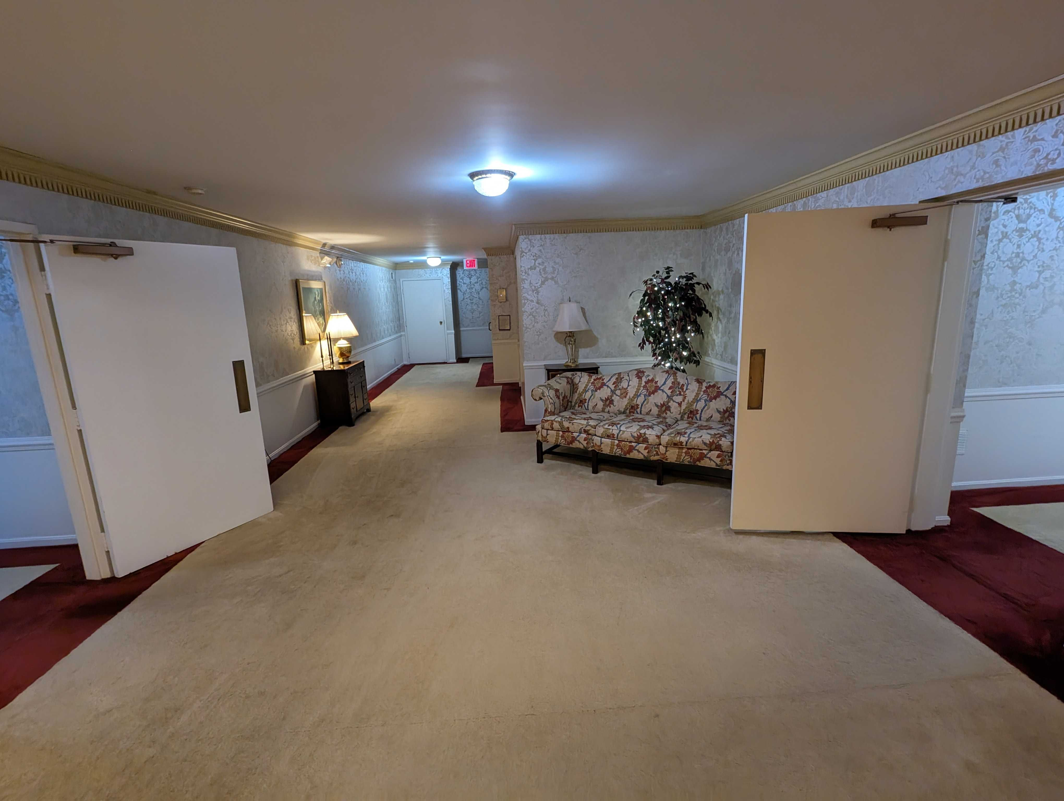 651 Breckenridge Lane #209, Louisville, KY, USA, 40207 - Thumbnail 5