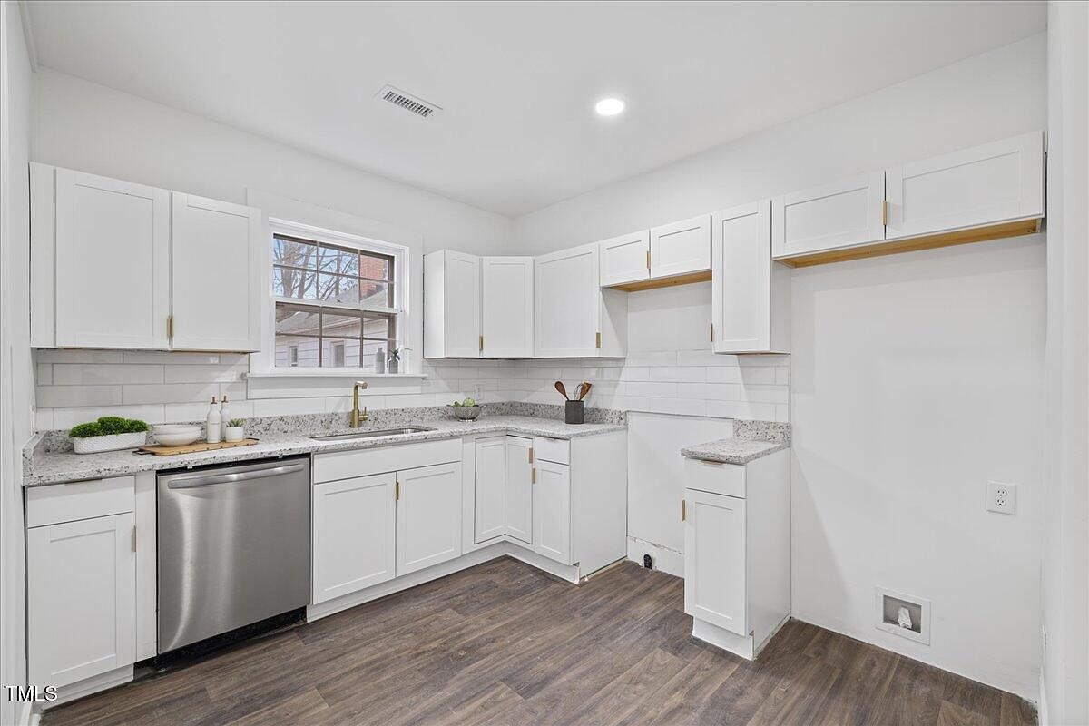 2701 Lawndale Ave Durham, NC 27705 - Thumbnail 5