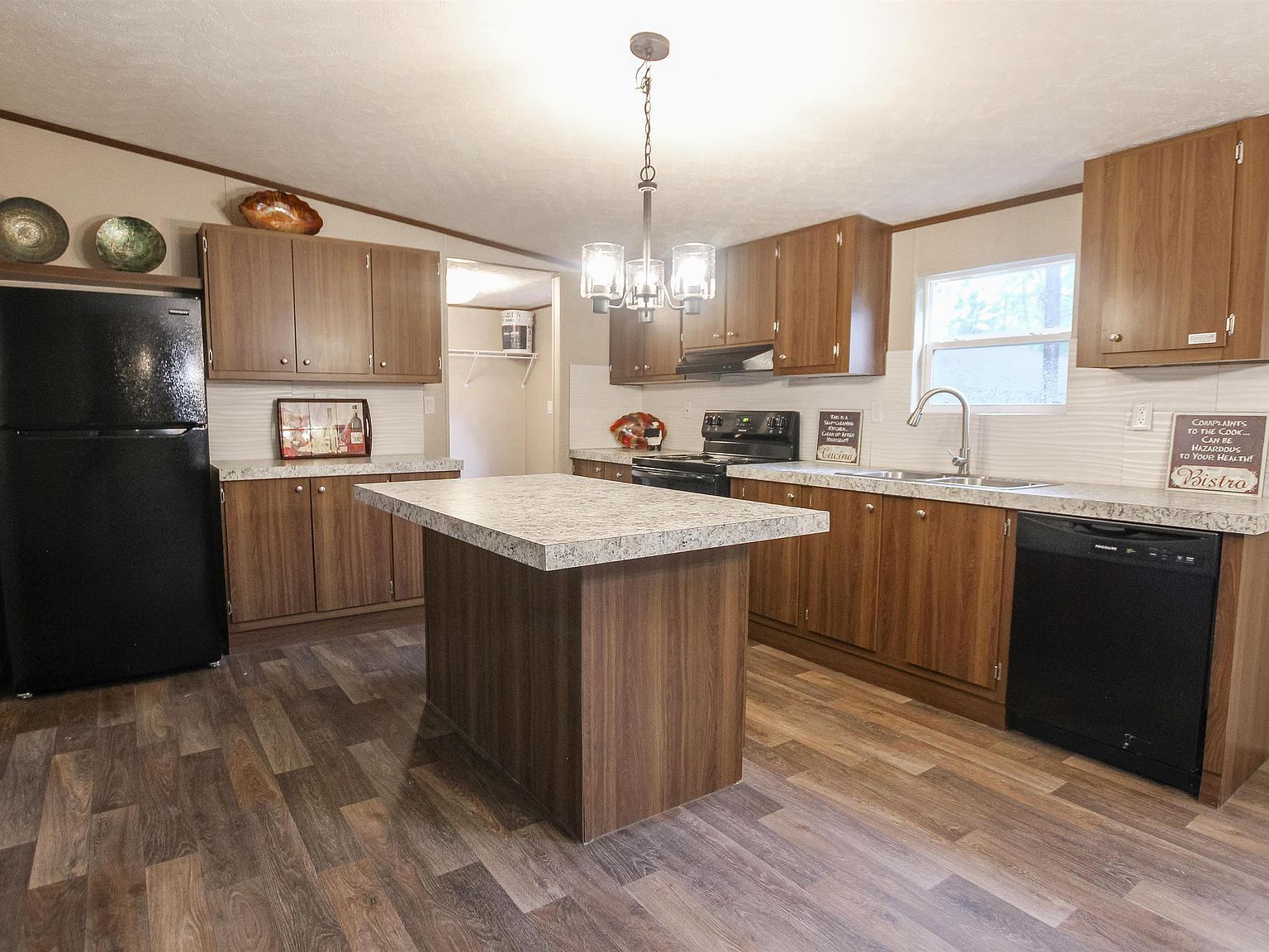 1506 1/2 S Front St Overton, TX 75684 - Thumbnail 5