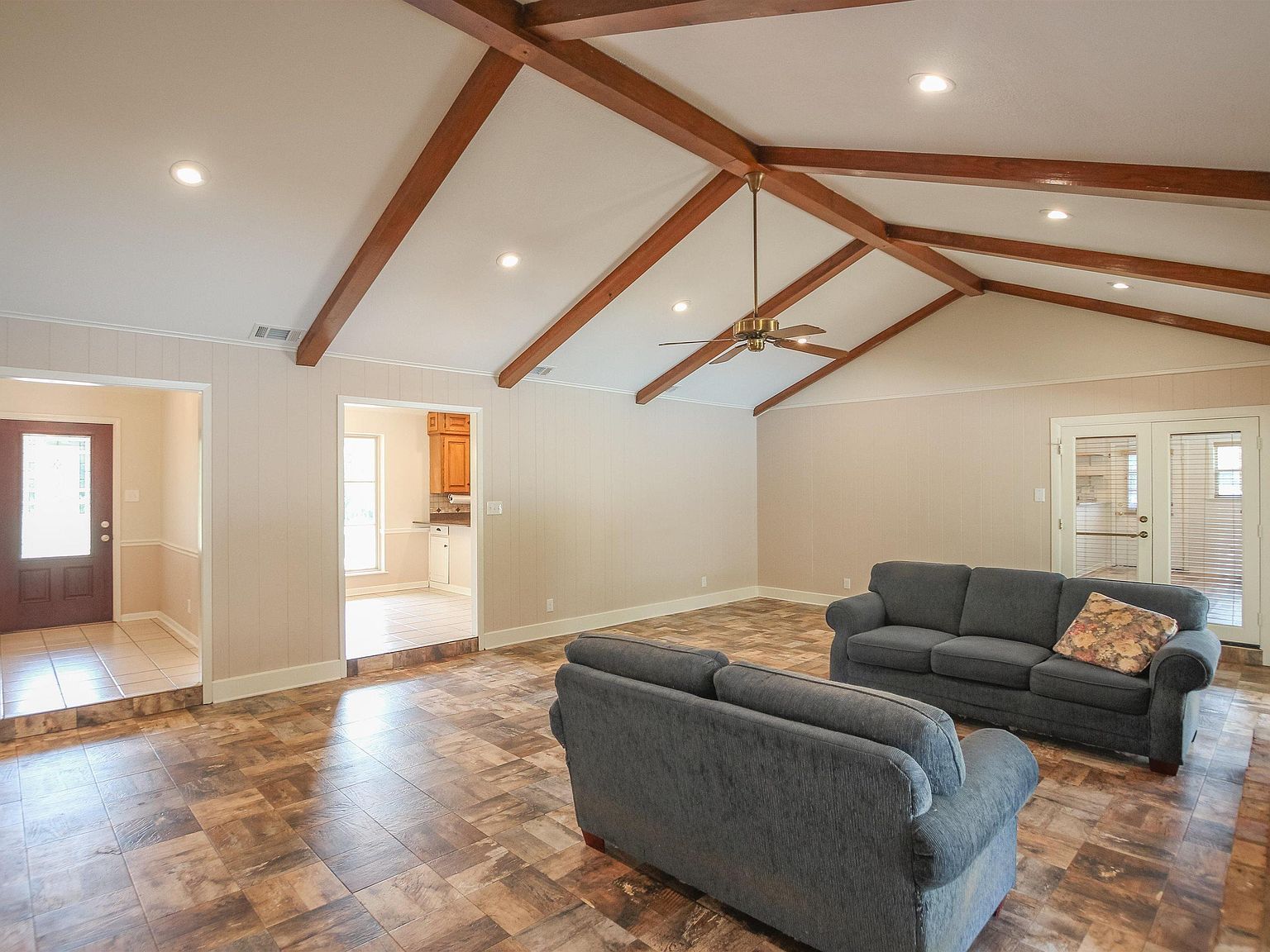 1302 Jeff Davis Dr Tyler, TX 75703 - Thumbnail 5