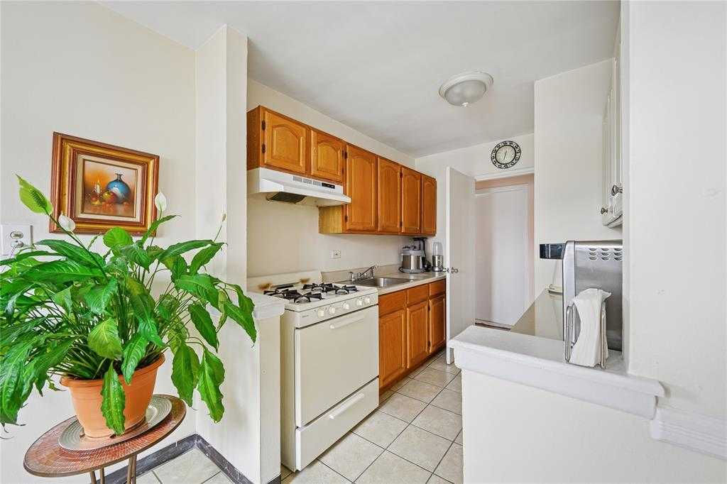 94-30 60th Ave unit 3h, Elmhurst, NY, USA - Thumbnail 5