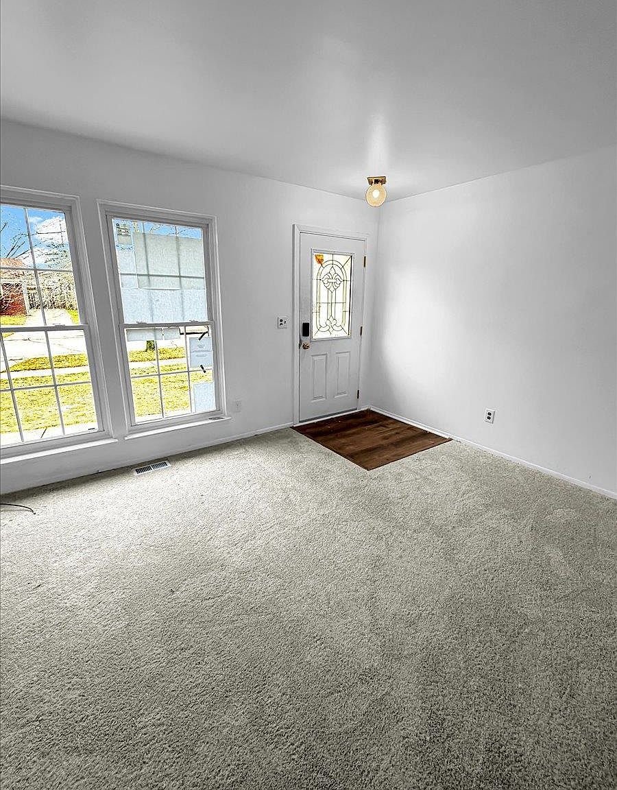 1402 Heritage Dr Canton, MI 48188 - Thumbnail 5