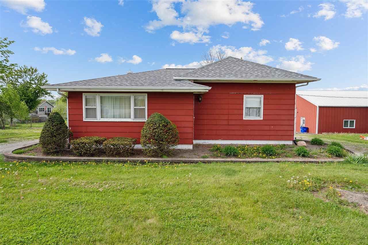 1895 33rd Ave SW Cedar Rapids, IA 52404 - Thumbnail 5