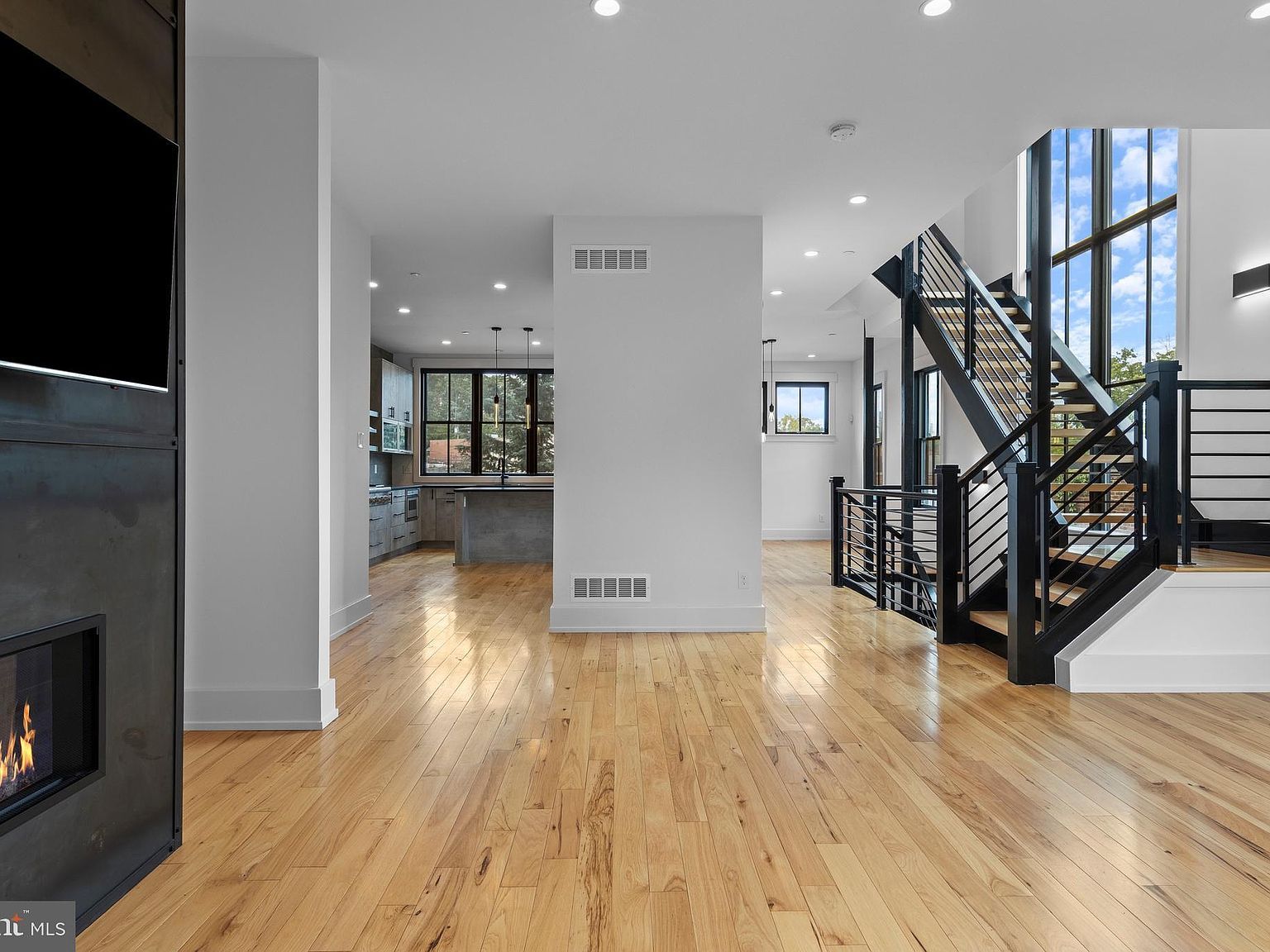 207 Willow Ave Wayne, PA 19087 - Thumbnail 5