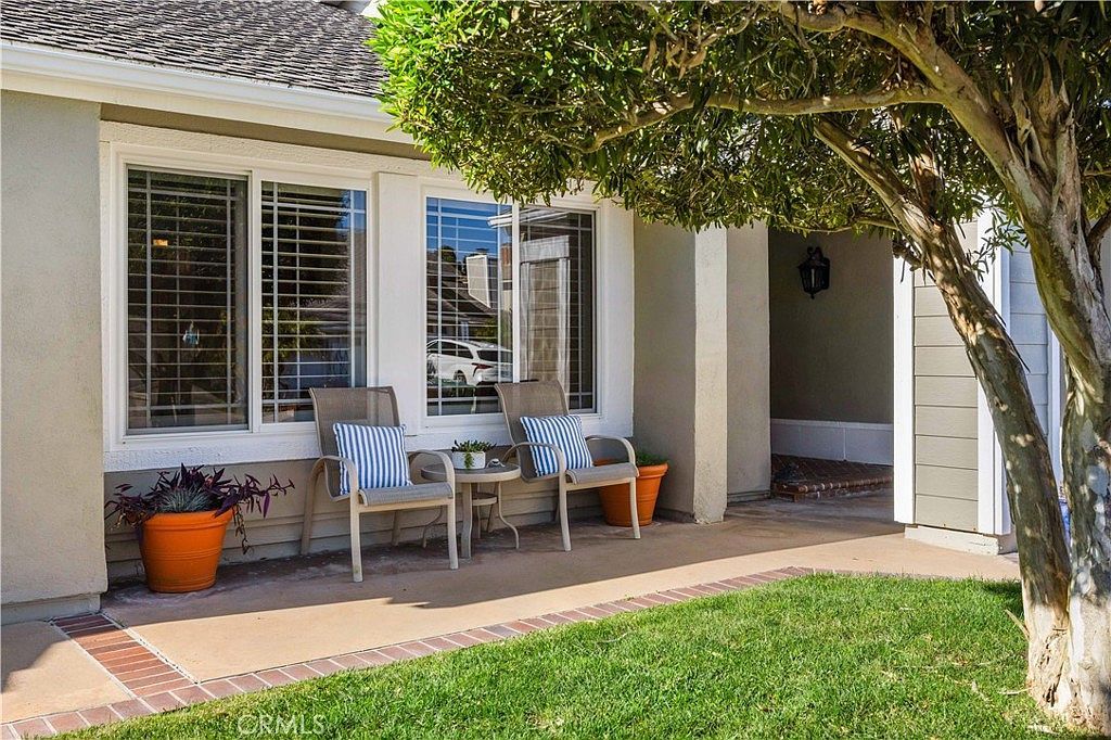 17541 Beckwall Ln Huntington Beach, CA 92649 - Thumbnail 5