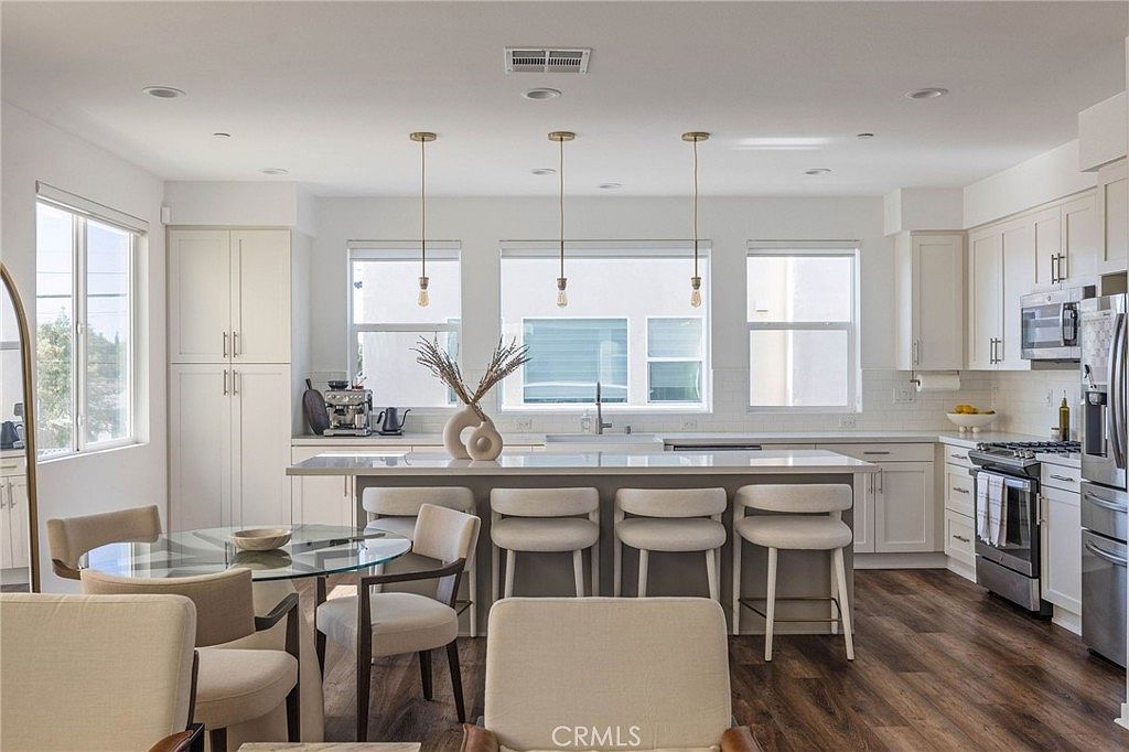 329 Ford Costa Mesa, CA 92627 - Thumbnail 5