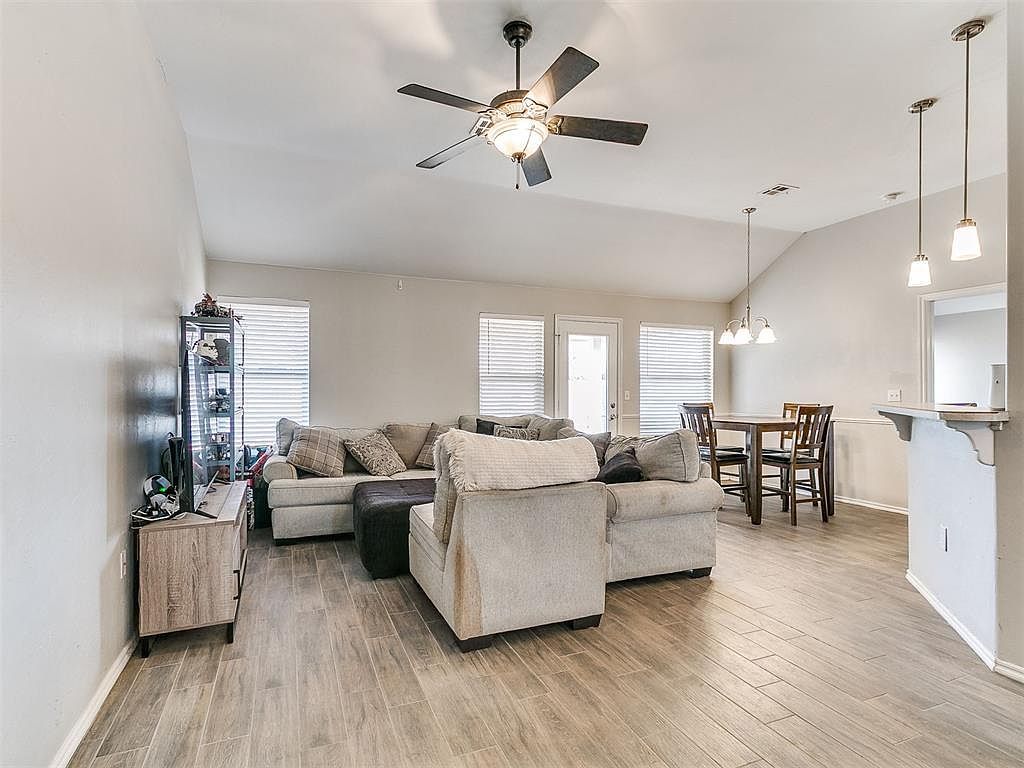 712 Wall Cir Moore, OK 73160 - Thumbnail 5