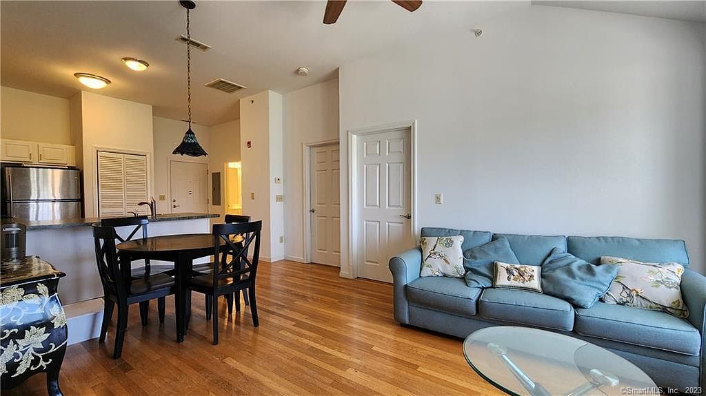 38 Hope St Unit 26 Niantic, CT 06357 - Thumbnail 5