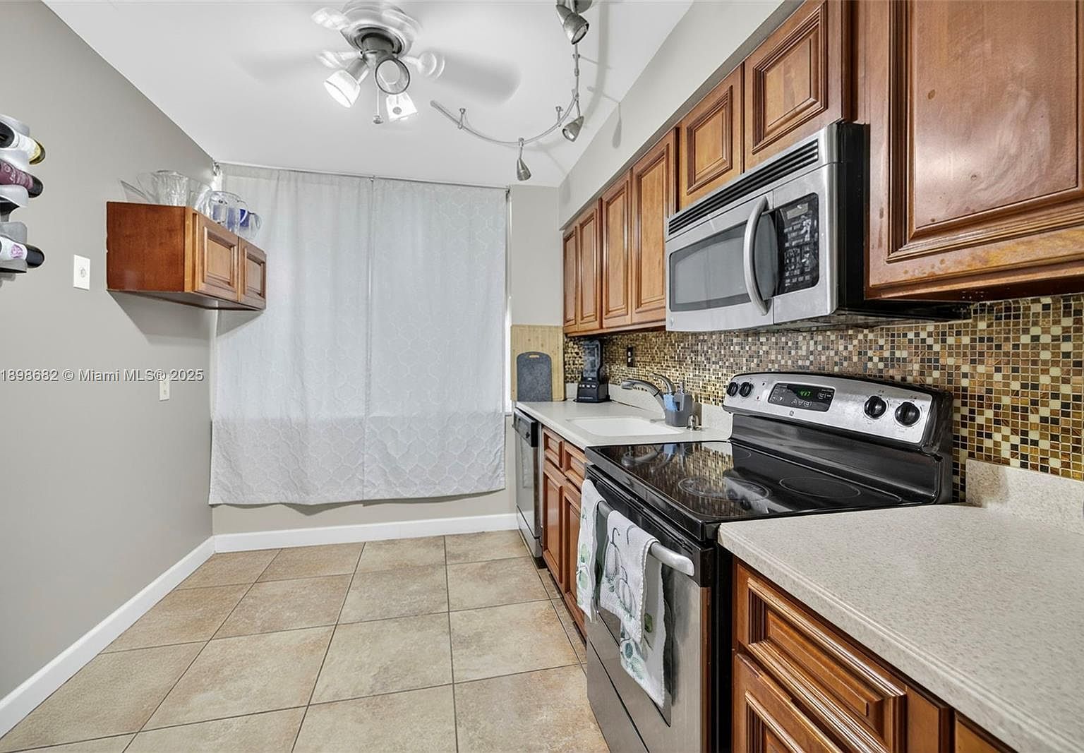 3821 Environ Blvd APT 411 Lauderhill, FL 33319 - Thumbnail 5